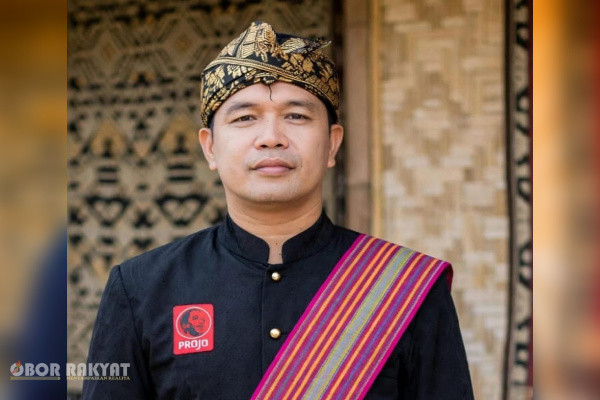 Jember, Obor Rakyat – Memperingati Hari Sumpah Pemuda (HSP) ke-98 yang jatuh pada Rabu (28/10/2026), Dewan Pimpinan Daerah (DPD) PROJO Jawa Timur mengajak seluruh generasi muda untuk terus memperkuat persatuan nasional, menjaga keutuhan bangsa, serta berkontribusi nyata dalam pembangunan Indonesia.